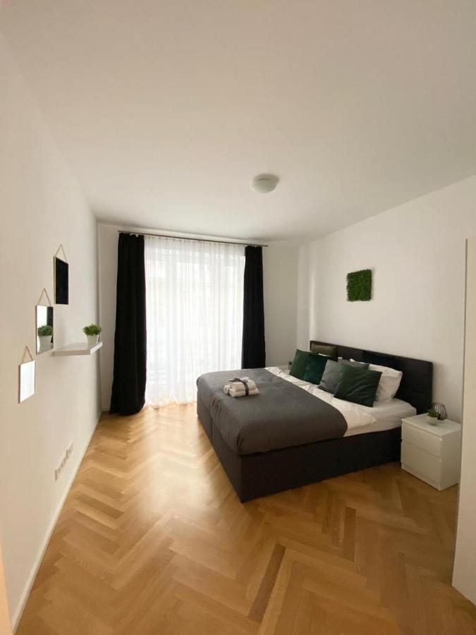 1St City La Opera Suites Vienna Esterno foto